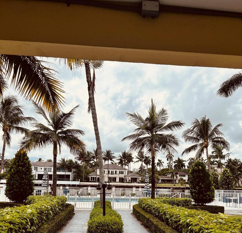 Royal Colonial Daire Boca Raton Dış mekan fotoğraf