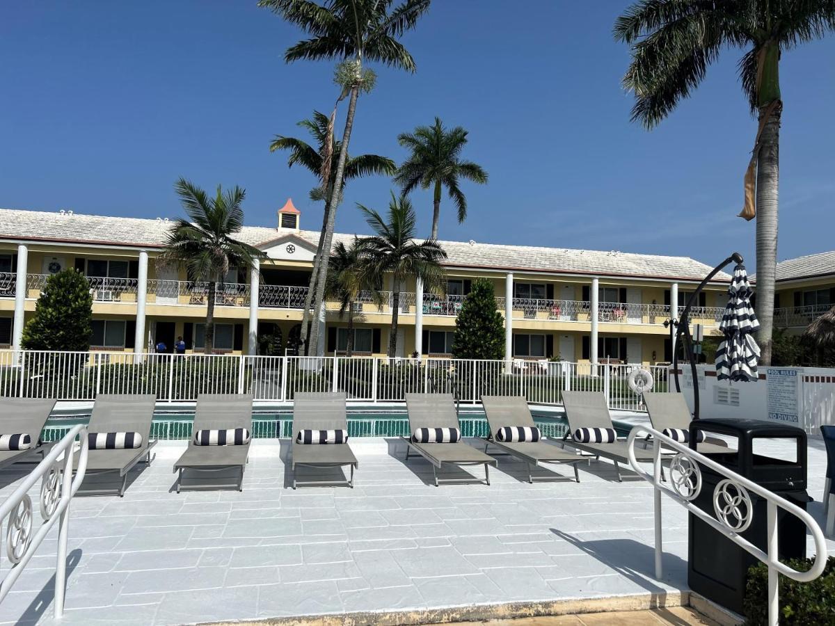 Royal Colonial Daire Boca Raton Dış mekan fotoğraf