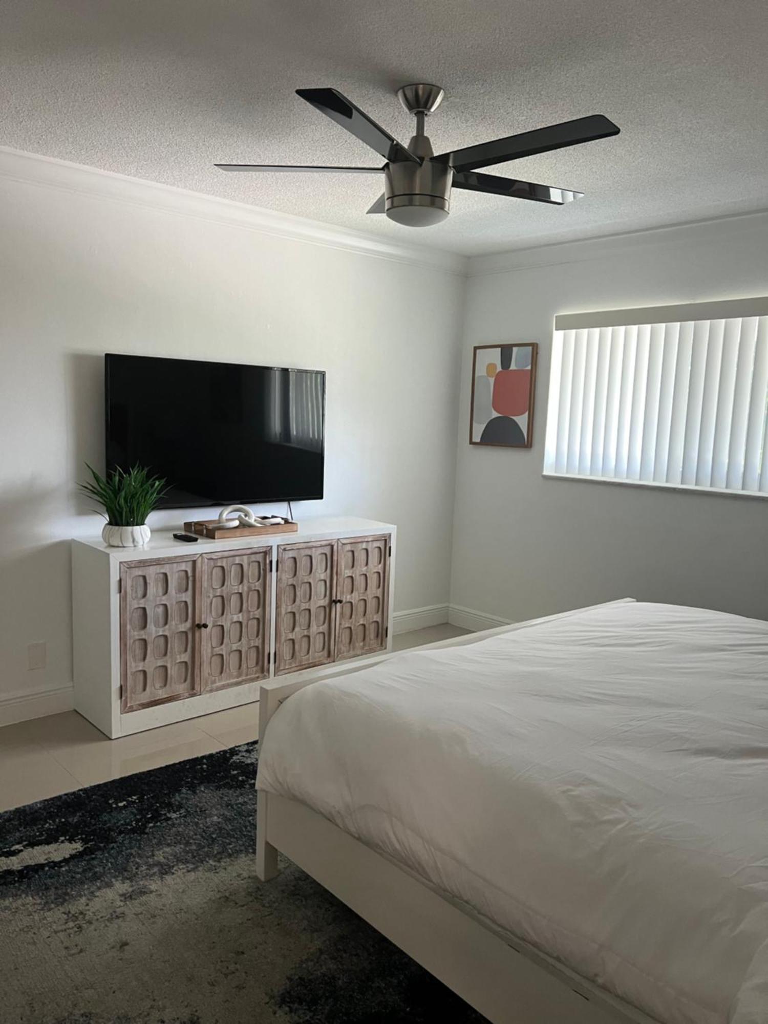 Royal Colonial Daire Boca Raton Dış mekan fotoğraf